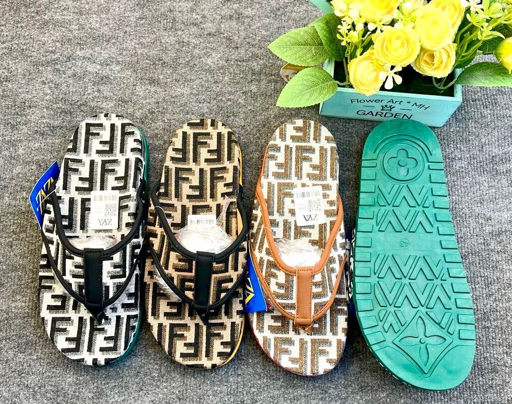 Zaza & Fendi Design Slides