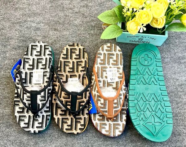 Zaza & Fendi Design Slides