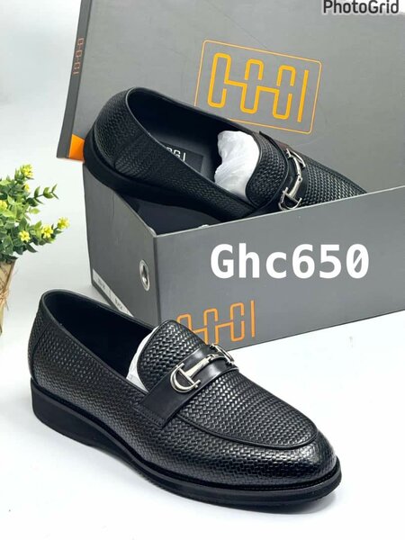 Classical black  shoes 