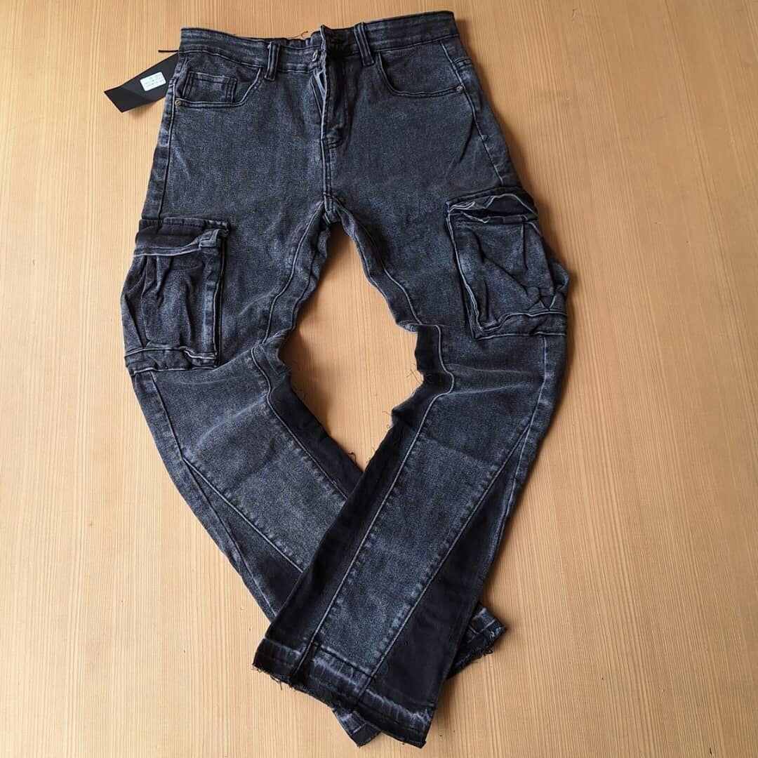 Side pocket baggy jeans