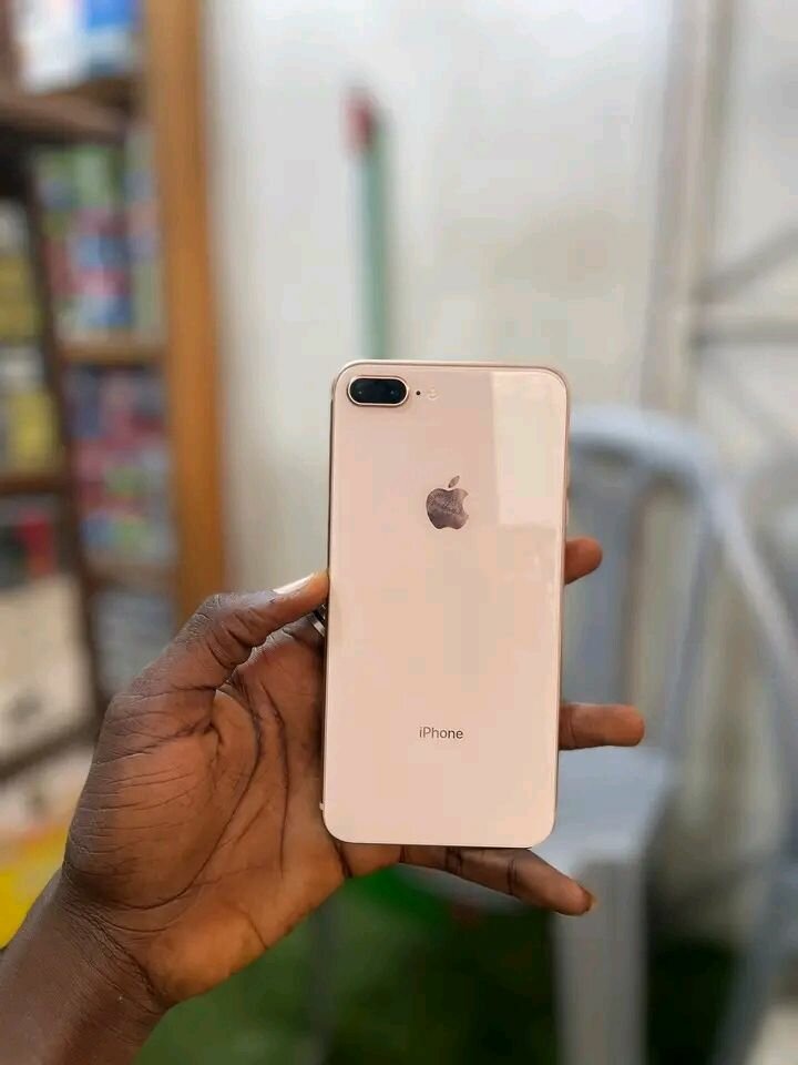 iPhone 8 Plus 64GB Rose