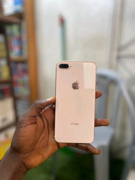 iPhone 8 Plus 64GB Rose