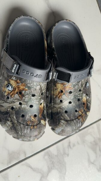 Crocs