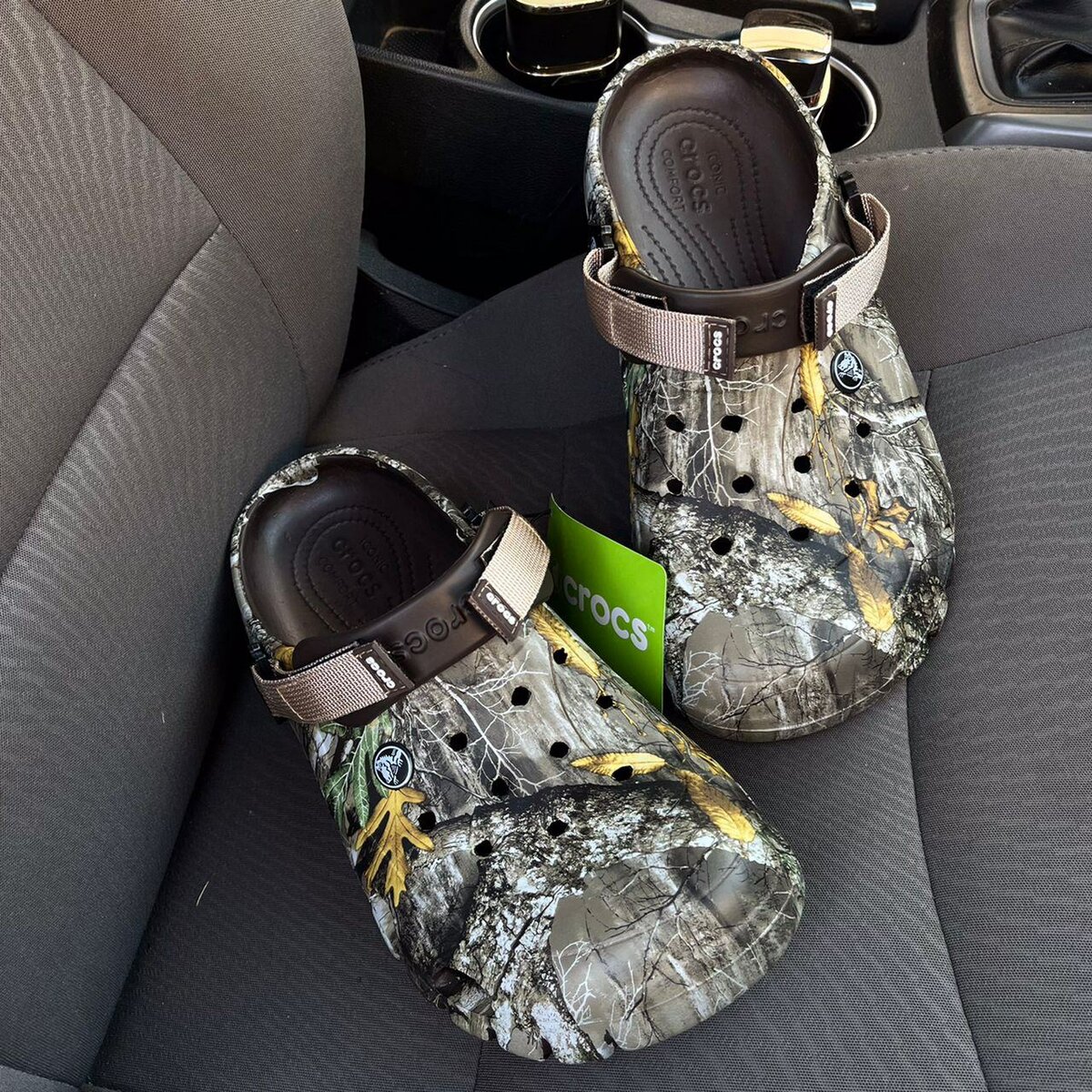 Fashion crocs