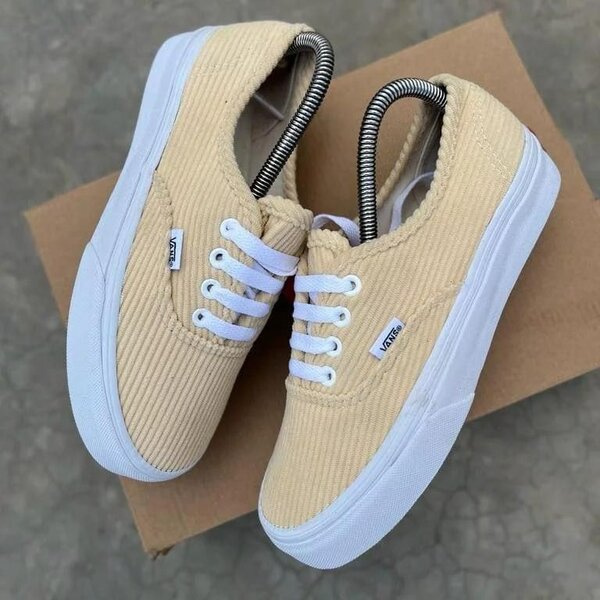Vans velou