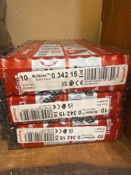 Legrand Nylbloc Terminal Block