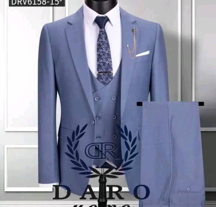 Official wear (three pieces)