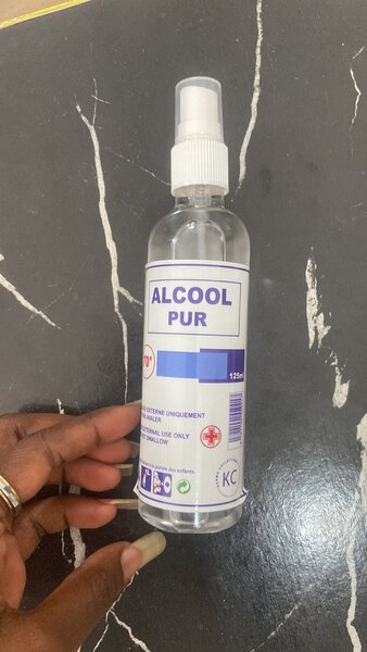 Spray désinfectant alcool