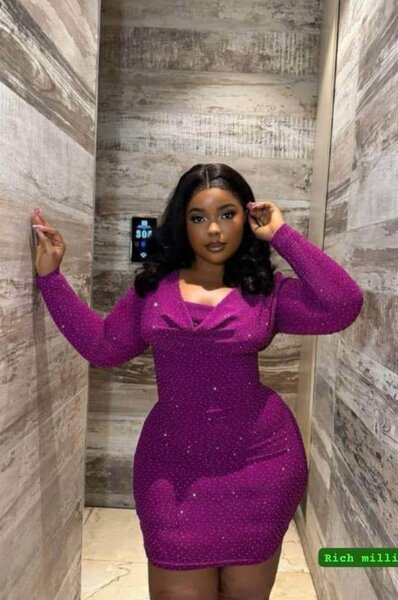 Robe moulante pailletée