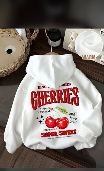 Sweat à capuche cœur papillon