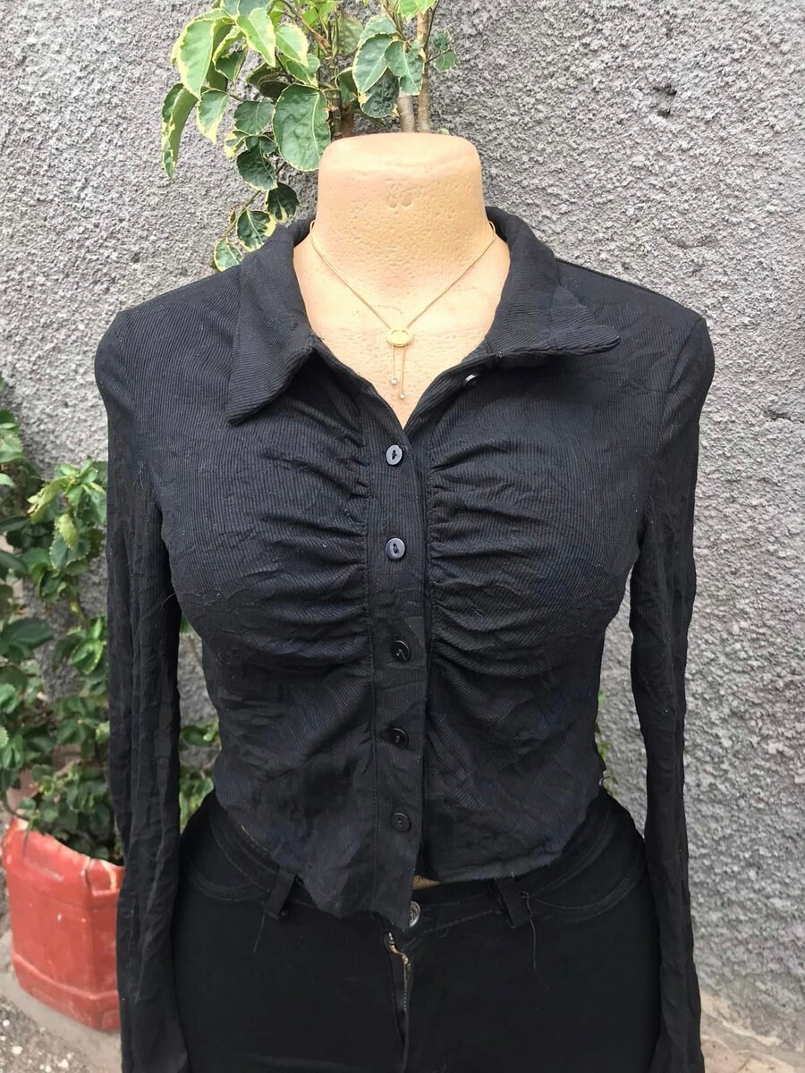 Quality thrifted tops 