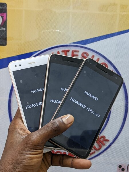 Huawei Y6 pro