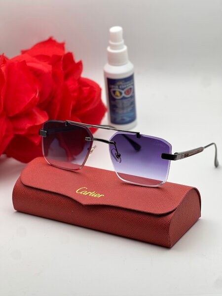 Lunettes de soleil élégantes Cartier