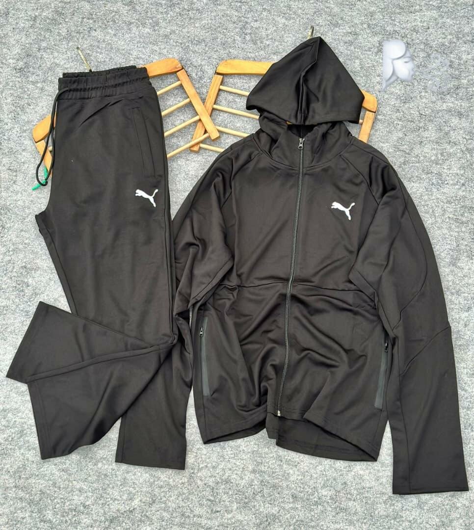 Ensemble de sport à capuche