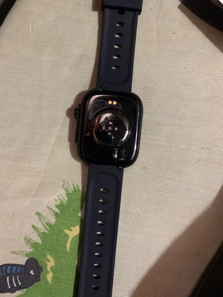 Montre connectée élégante