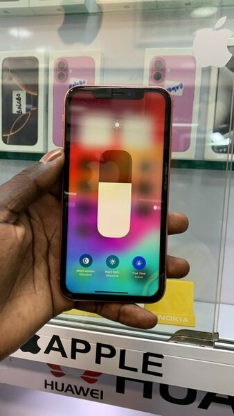 iPhone XR
