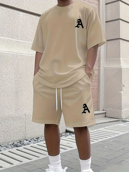 Ensemble homme T-shirt et short beige