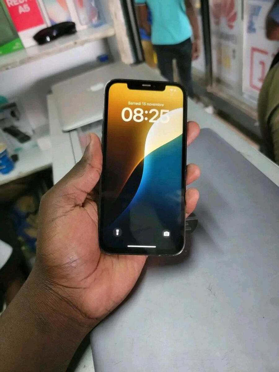 iPhone 12 Pro 128Go Neuf