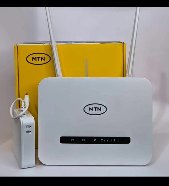 Universal routers with power banks