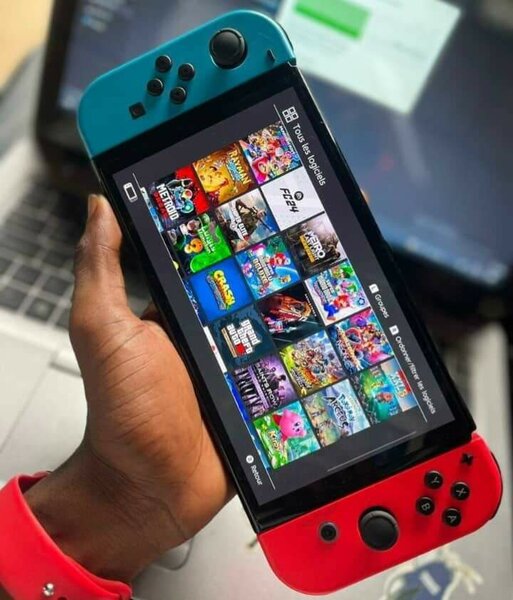 Nintendo Switch Lite - Console de jeux vidéo portable
