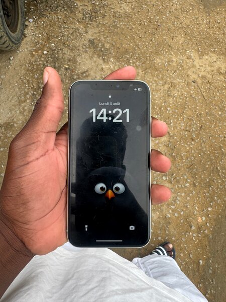 iPhone 11 64 Go Noir