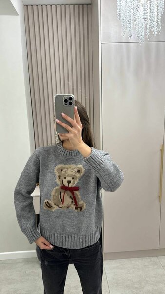 Свитер новинка на весну