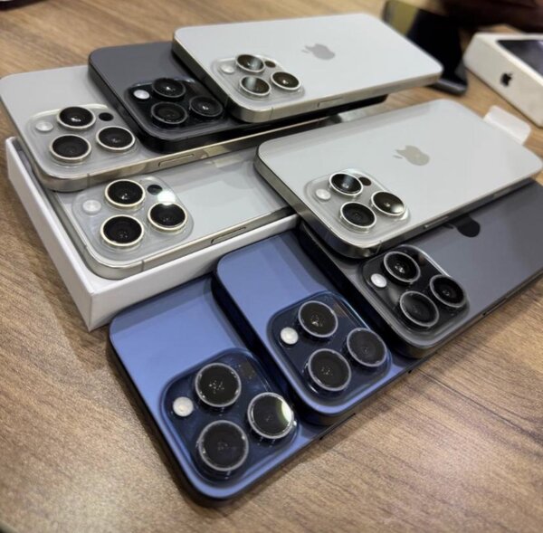 15pro max 256 gig ESIM