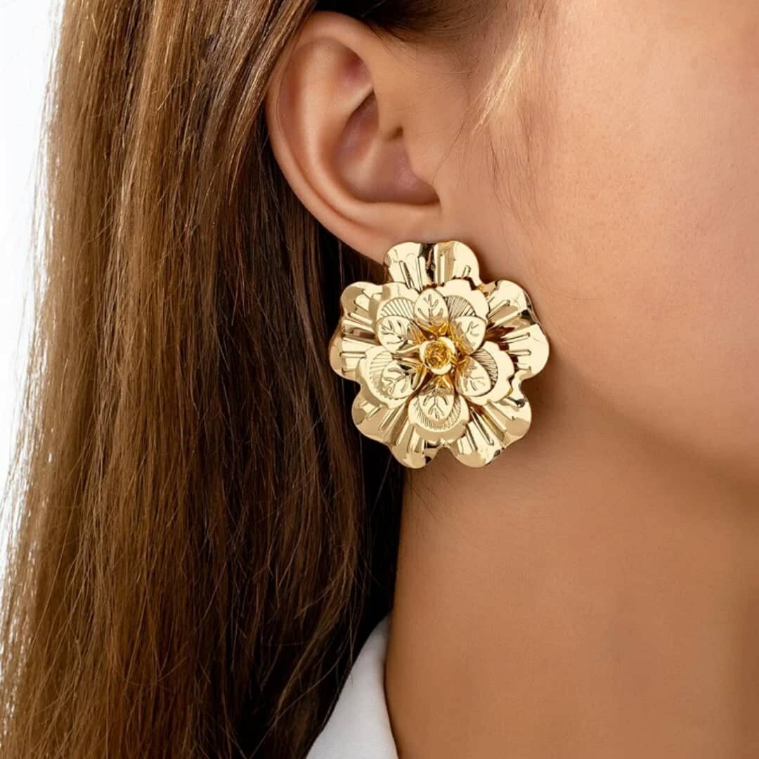 Boucles d'oreilles florales dorées