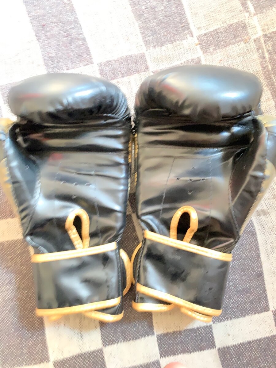 Боксерские перчатки подойдут и для занятий по ММА