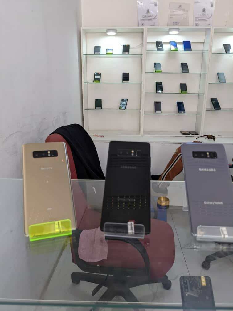 Pre-owned Samsung phones