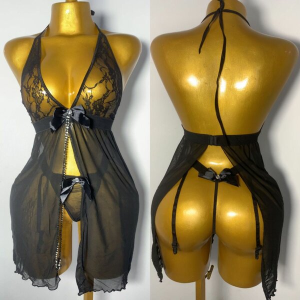 Robe sexy en dentelle noire