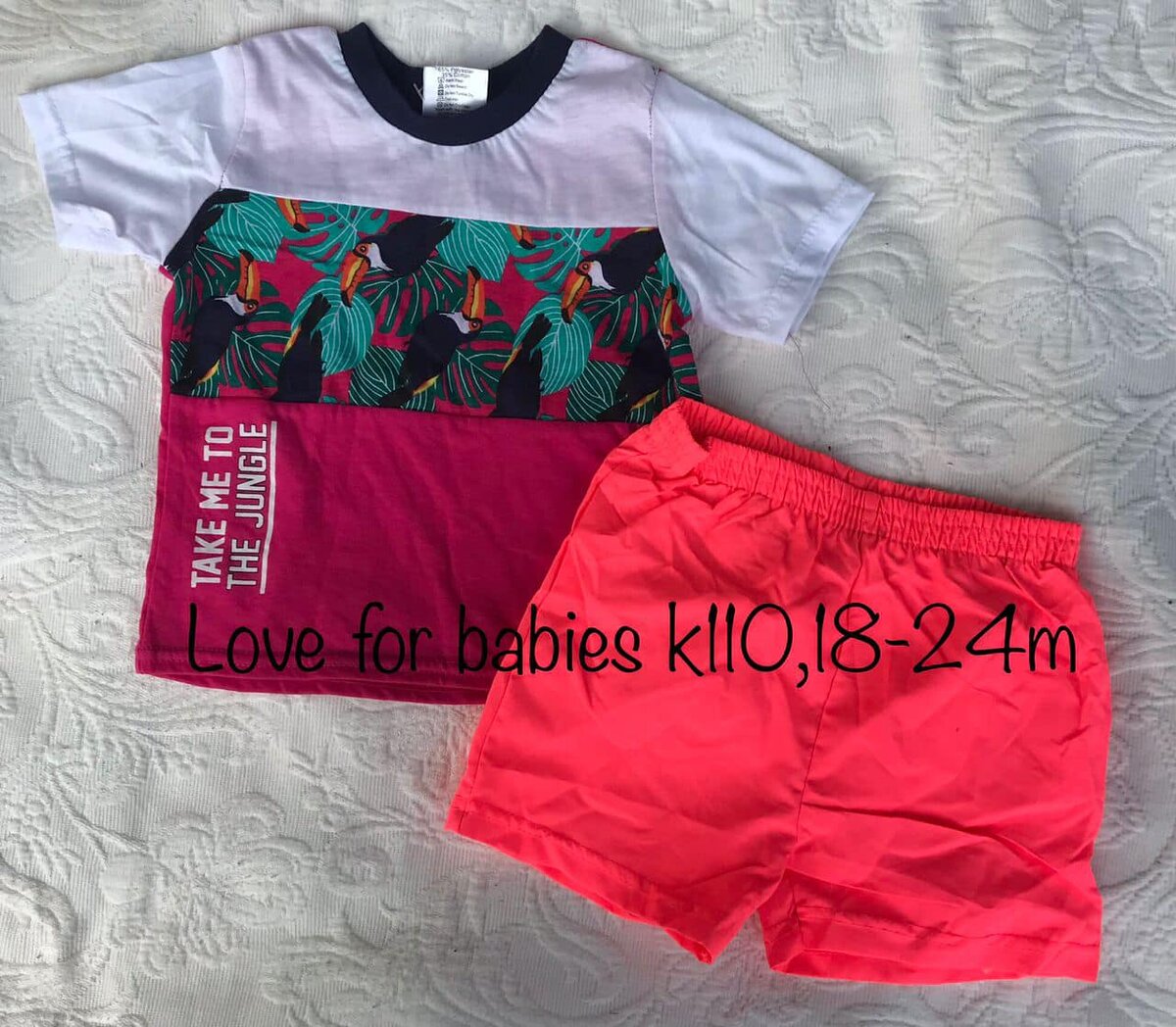 Set T-shirt with print + pink shorts, 18-24