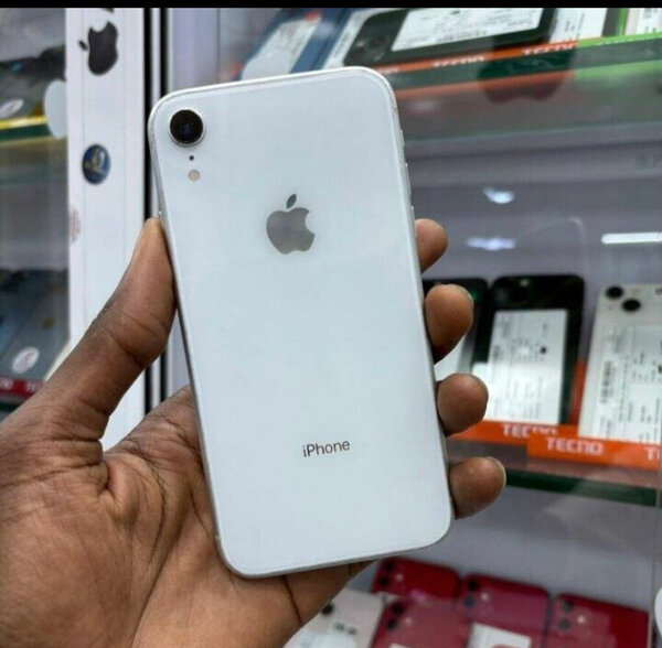 iPhone XR blanc