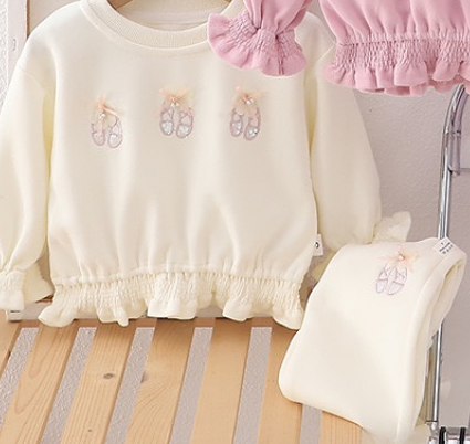 Новинки двоечки для малышек