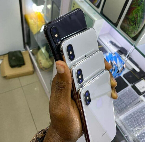 iPhone X - Smartphone Révolutionnaire