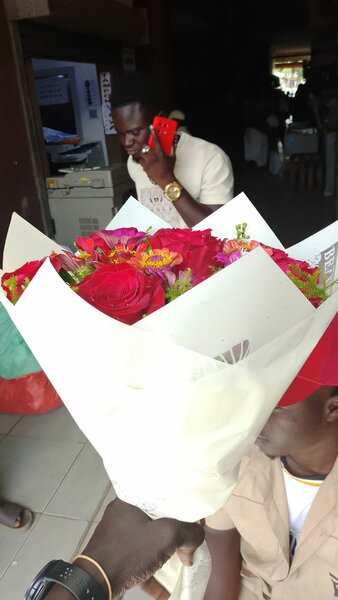 Bouquet de roses fraîches