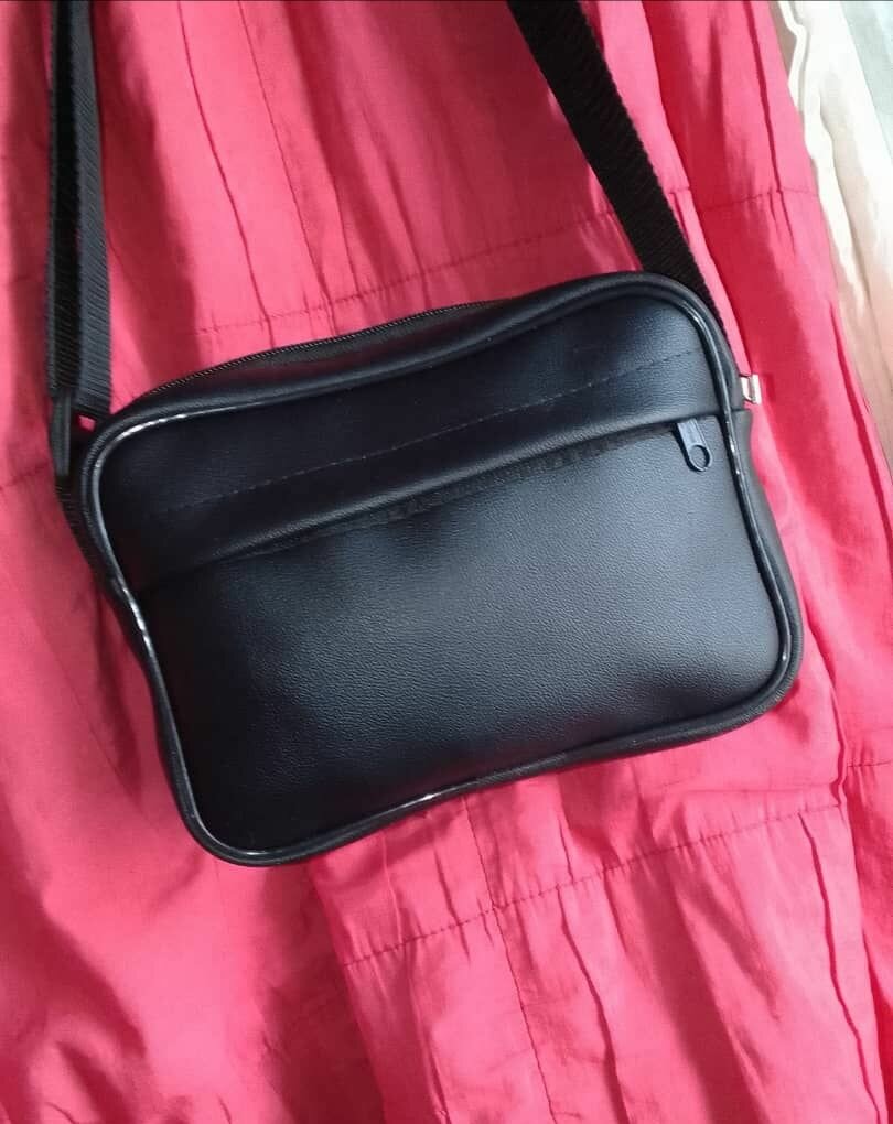 Sacoche bandoulière noire