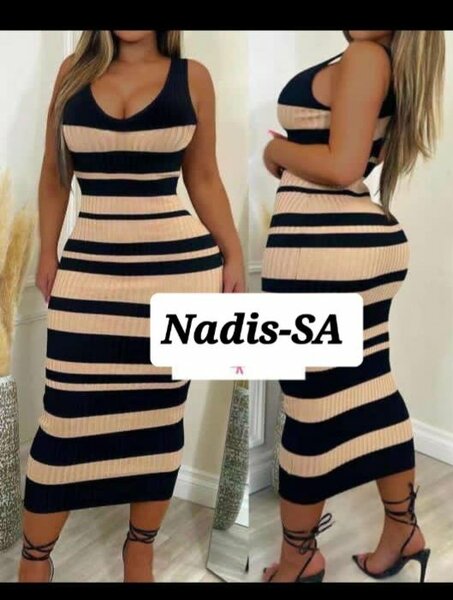 Robe moulante rayée chic