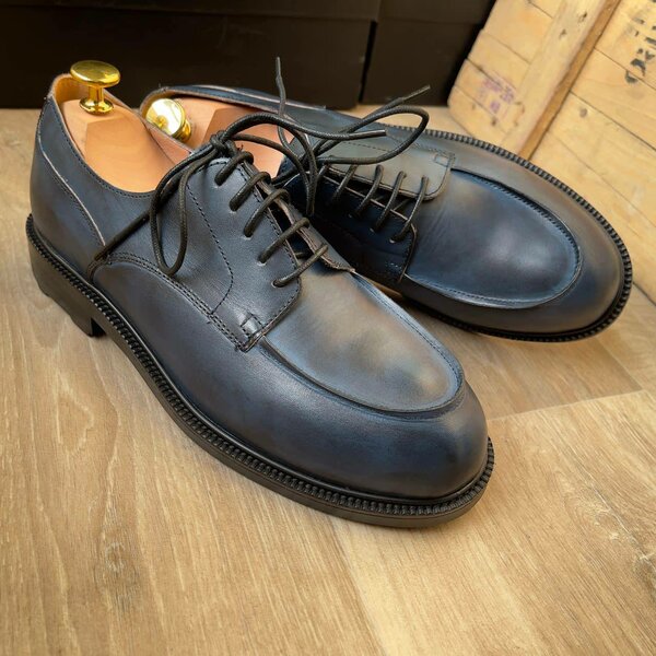 Chaussure en cuir très class