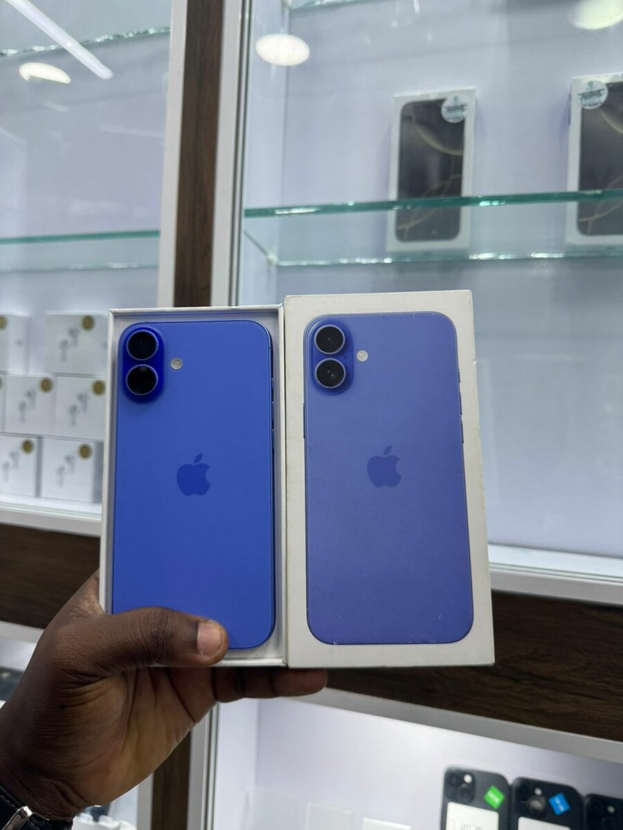 16 plus 128giga tout passe jus