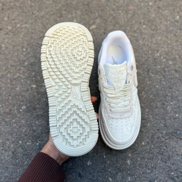 Air Force 1 Low Luxe Summit White/Light Bone