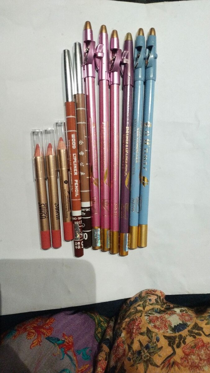 Lip pencils