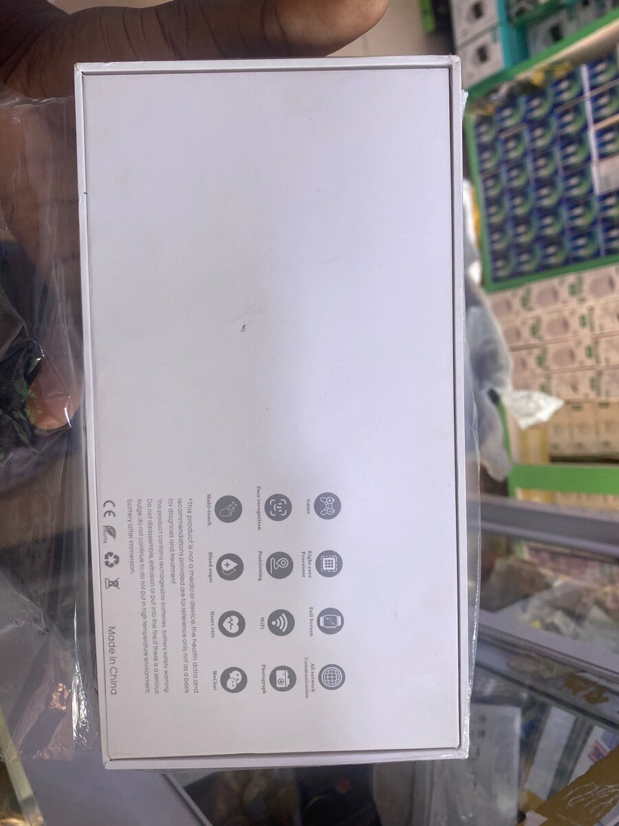 Phone Watch ( smart watch that takes Sim )