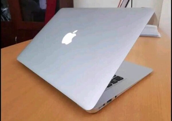 MacBook Pro 13" Retina