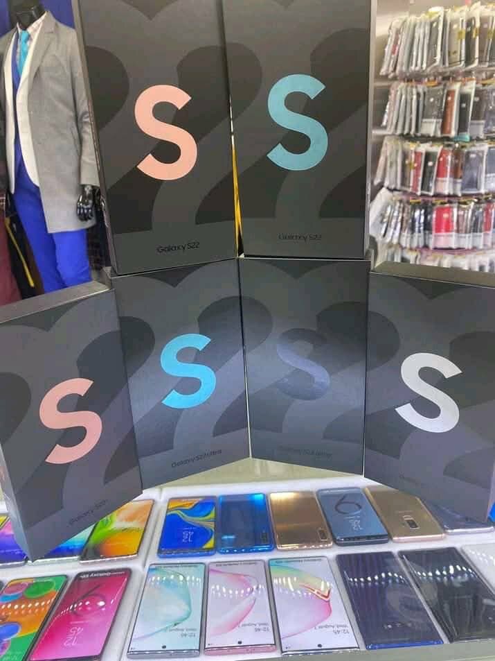 Samsung S22 ultra 128G neuf