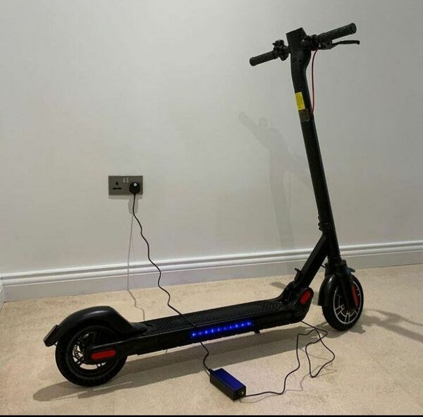 Trottinette électrique pliable