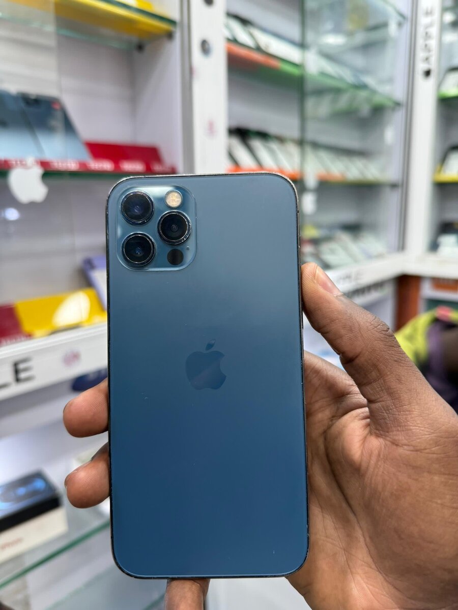 iPhone 12pro 128Go sans  id