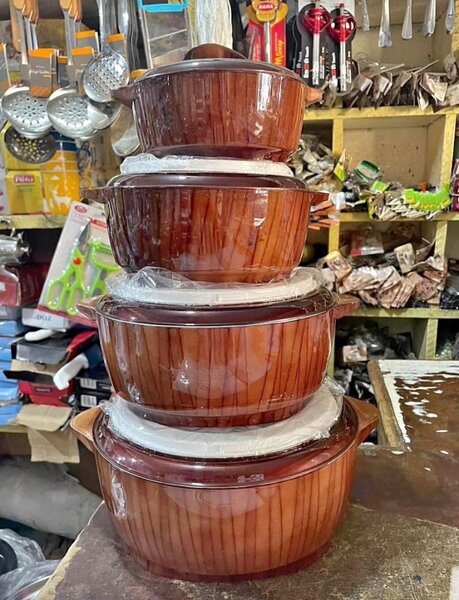 Batterie de cuisine empilable