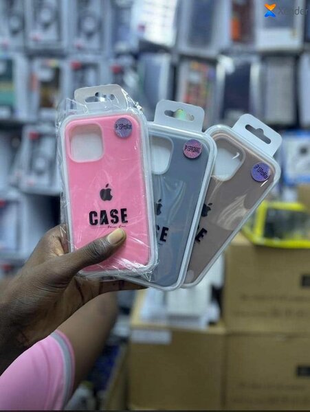 Coques iPhone Silicone Design