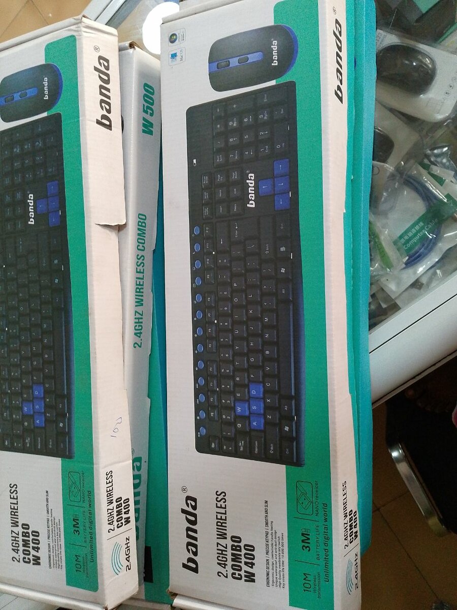 Banda wireless keyboard and mouse